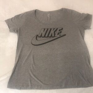 Nike t-shirt